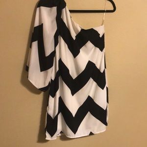 One shoulder black and white dress
